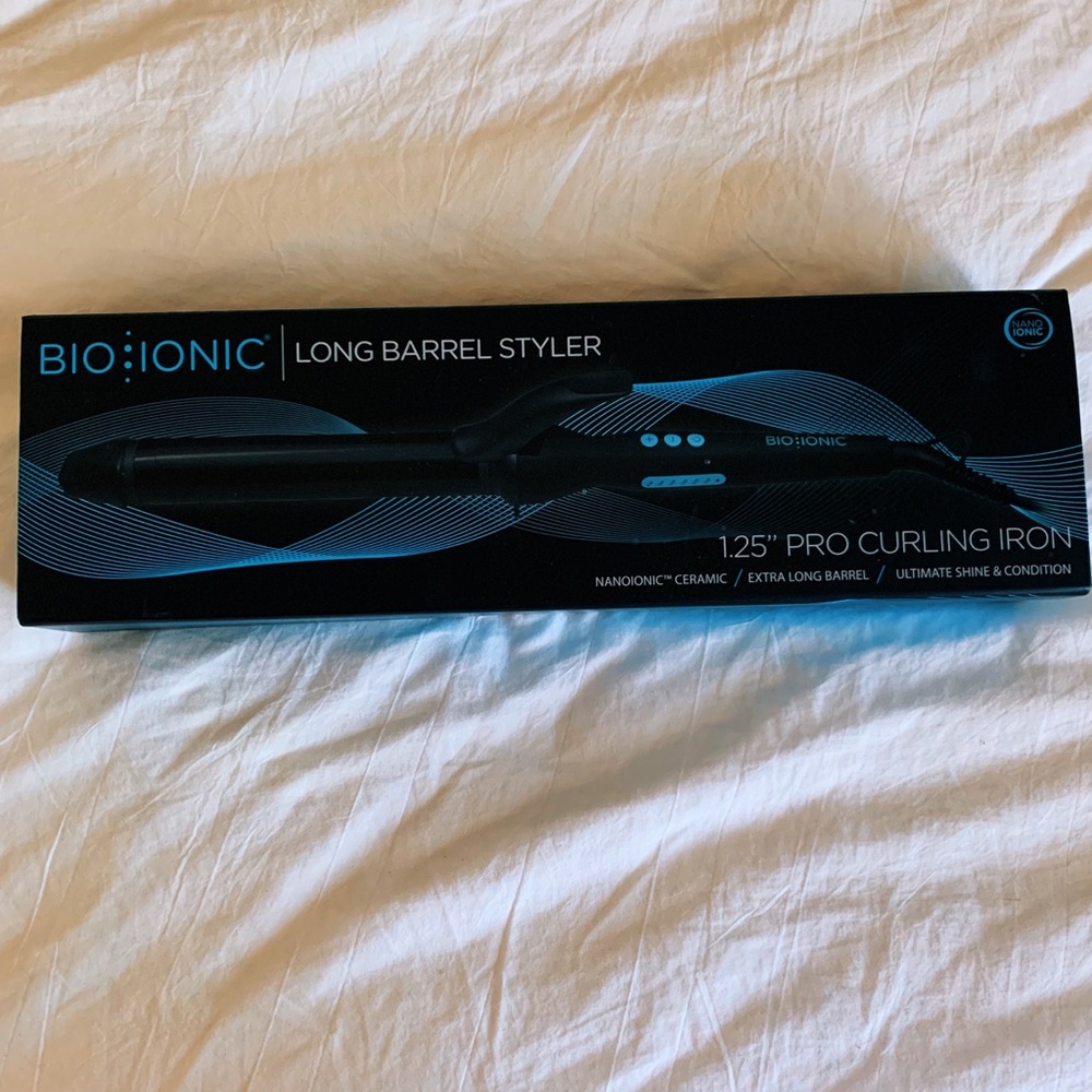 BIO IONIC hair curling iron 🤍